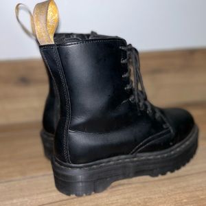Vegan Doc Marten size US7 UK6 black